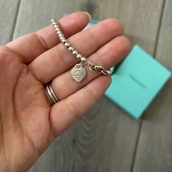 Tiffany & Co. Silver Bracelet with Turquoise Heart Charm - Picture 5 of 6